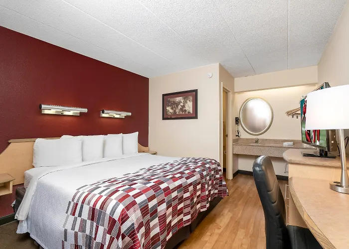 Red Roof Inn Detroit - Roseville St Clair Shores